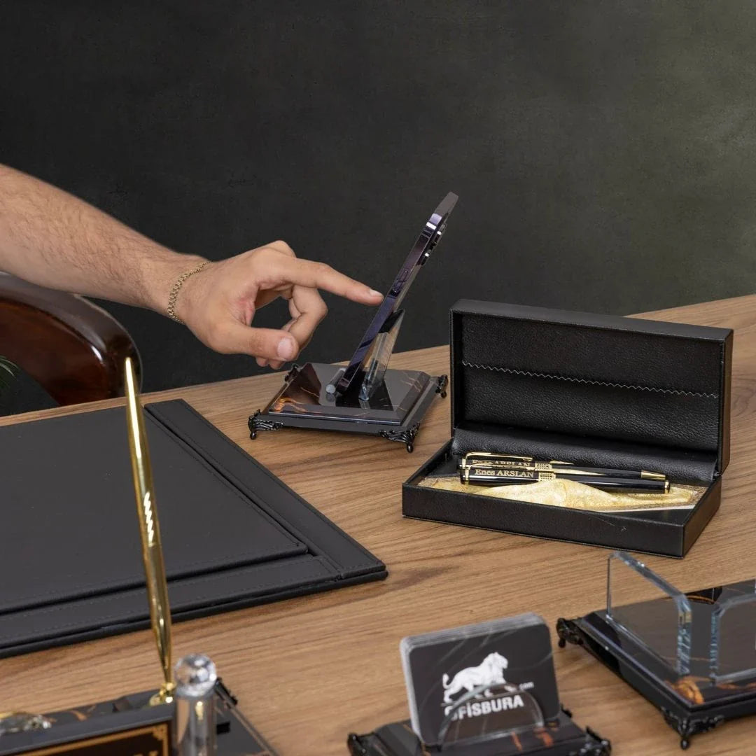 Negro | 12-Piece Crystal Desk Set & Nameplate Set