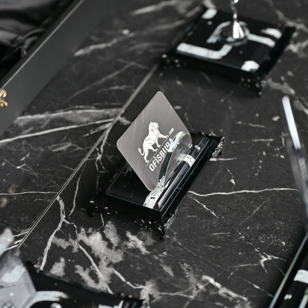 Piano Black | Gift-Boxed 6-Piece Crystal Desk Set & Nameplate Set