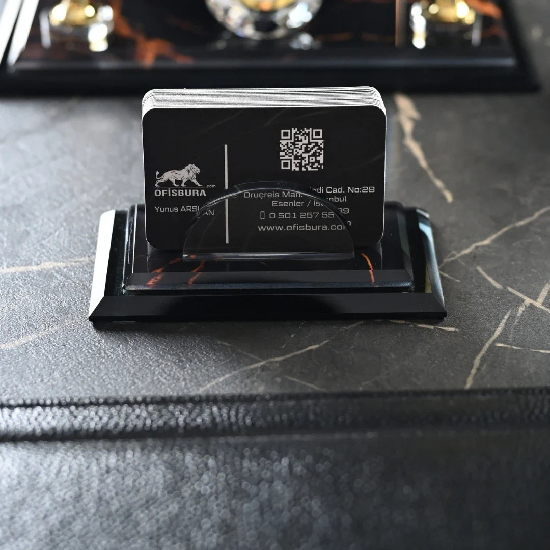 Midi Negro | 13-Piece Crystal Desk Set & Nameplate Set