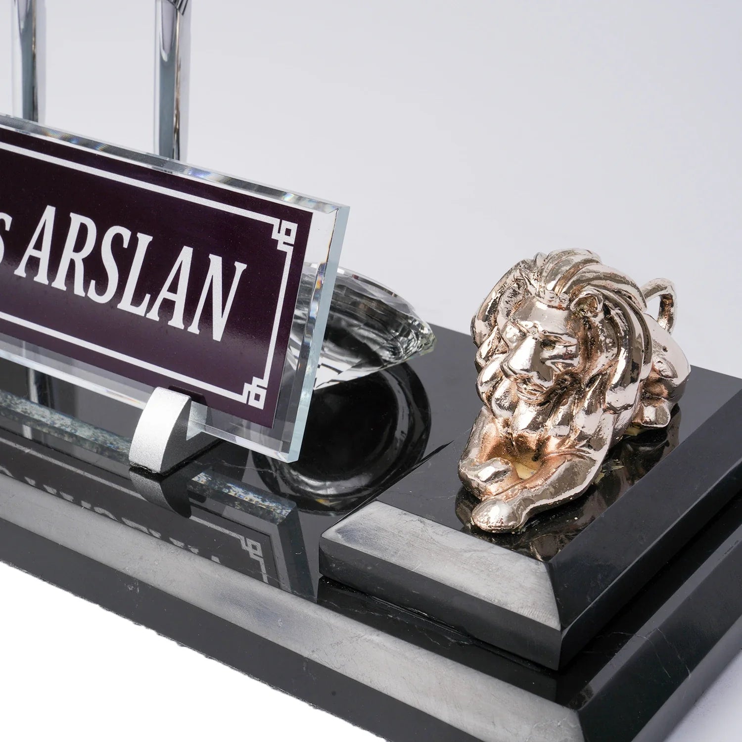 Lion | Marble Desk Nameplate – Black