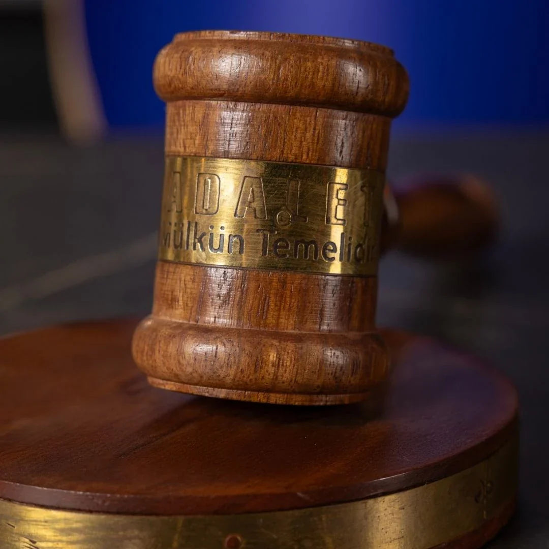 Wooden Judge's Gavel | Brass-Detail Desktop Accessory