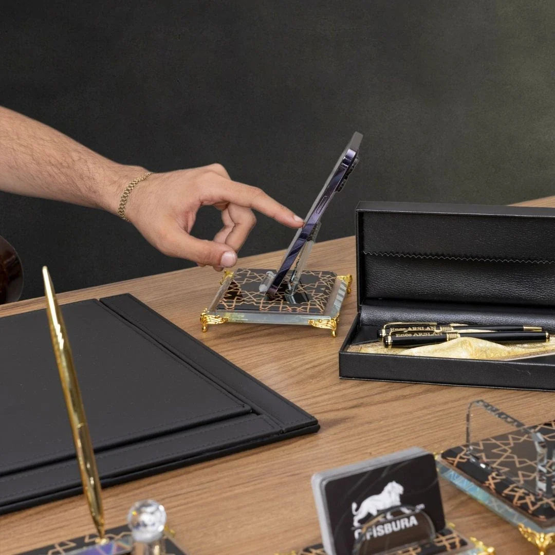 Prestige | 12-Piece Crystal Desk Set & Nameplate Set