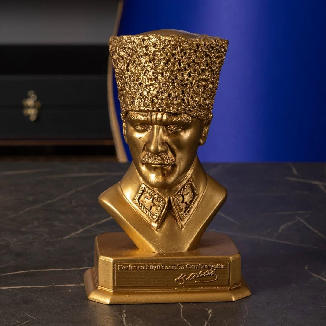 Atatürk Bust | 20×12 cm Polyester | "Republic" Inscription