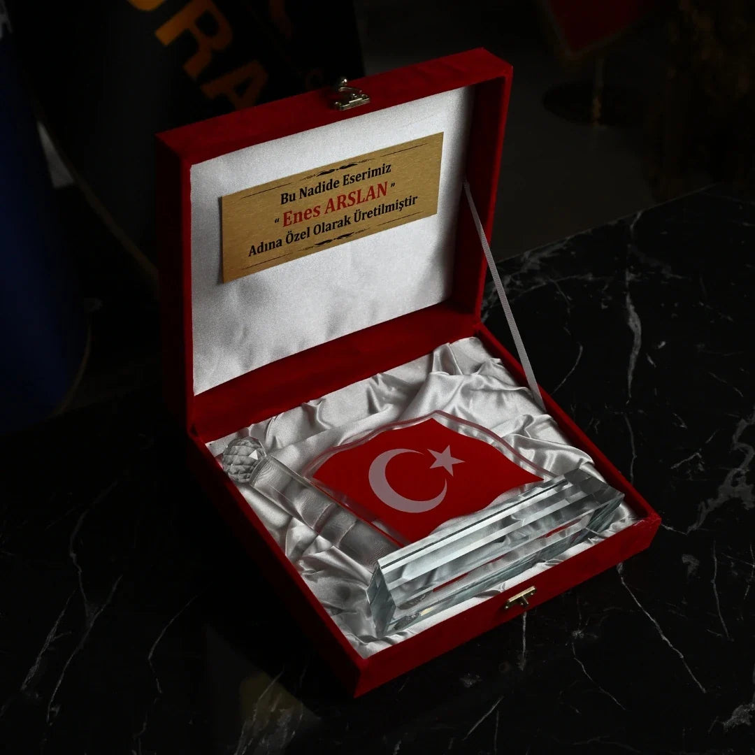 Velvet-Boxed Turkish Flag Crystal Glass