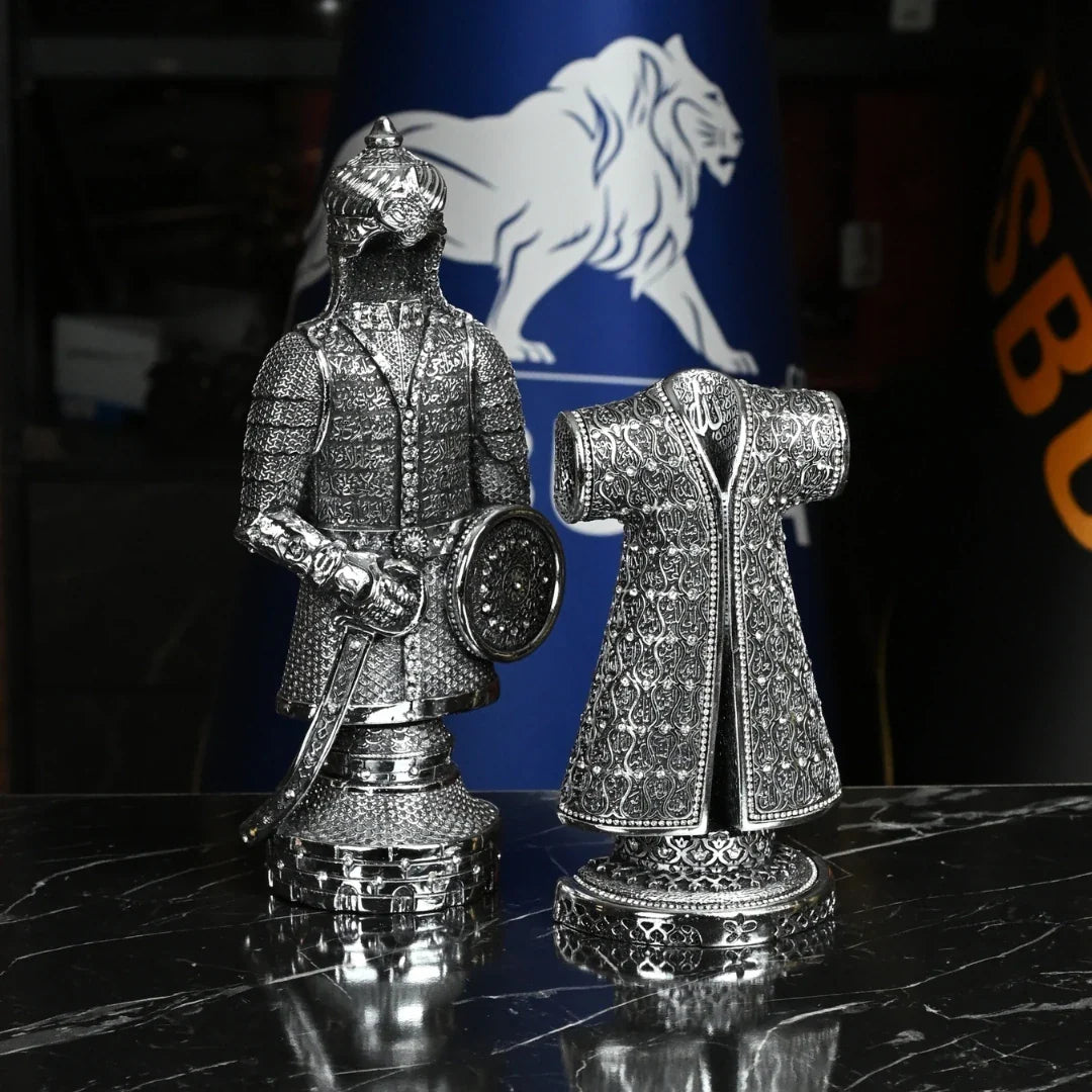 Luxury Silver Conquest Armor and Kaftan Duo Figurine Set