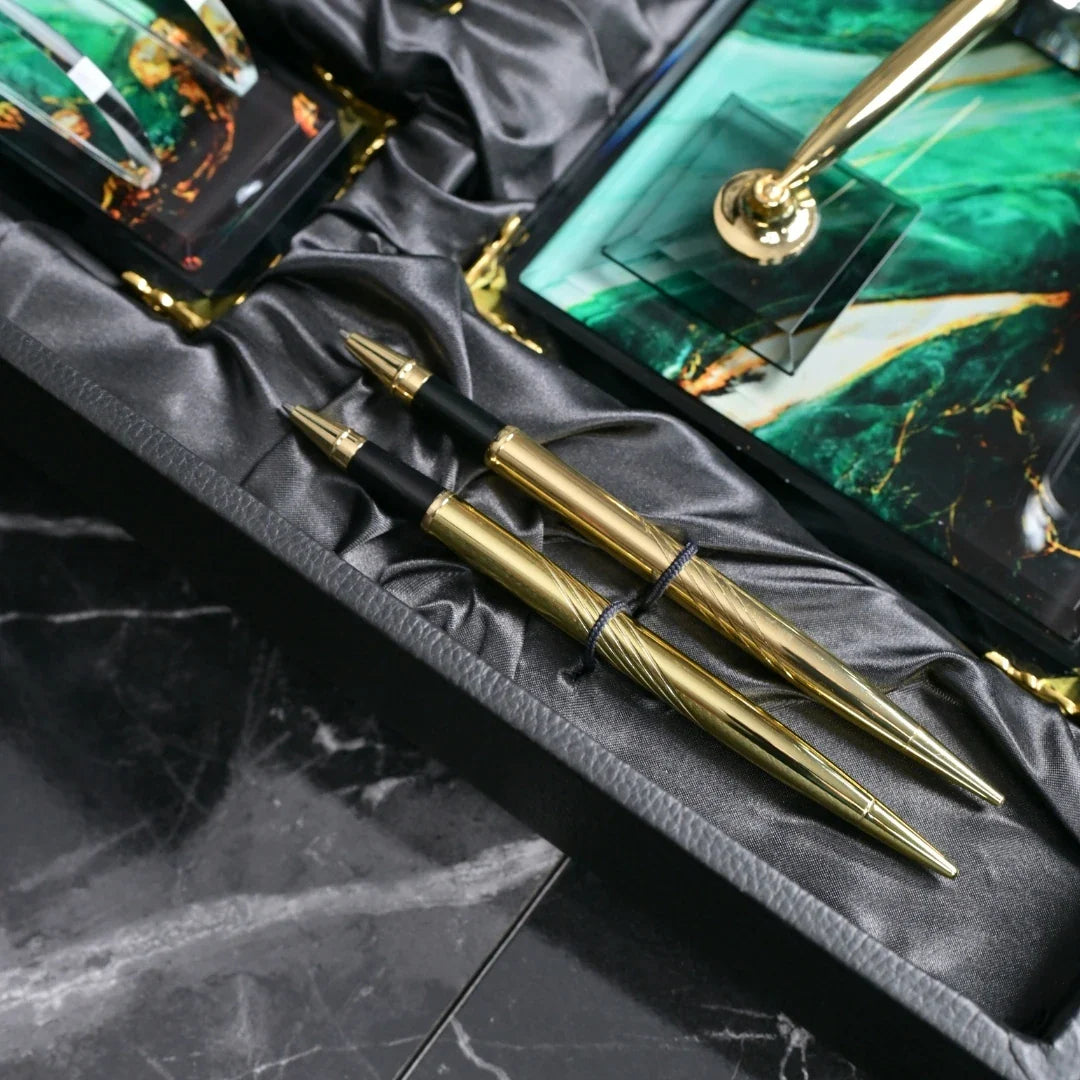Emerald | Gift-Boxed 6-Piece Crystal Desk Set & Nameplate Set