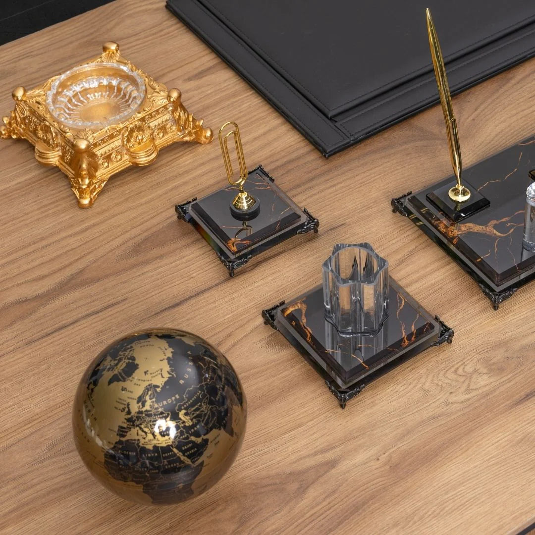Negro | 12-Piece Crystal Desk Set & Nameplate Set